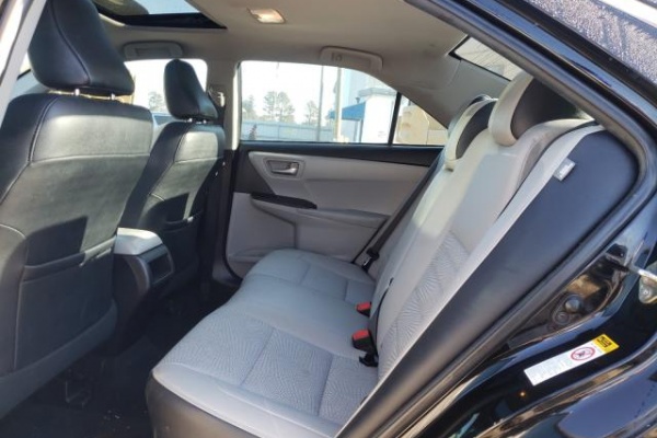 фото Toyota Camry LE