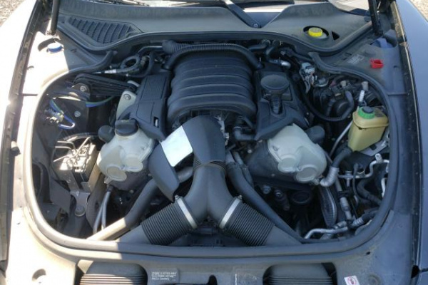 фото PORSCHE PANAMERA 2