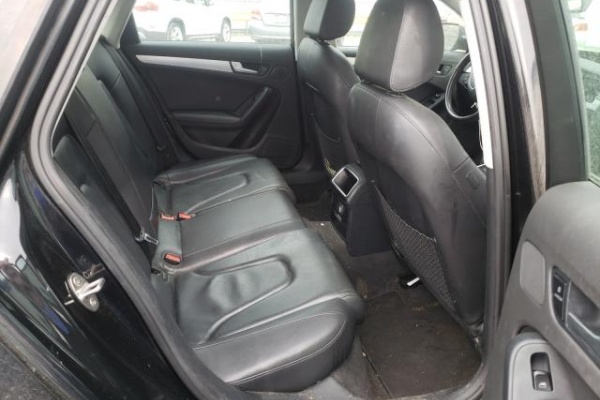 фото Audi A4 Premium