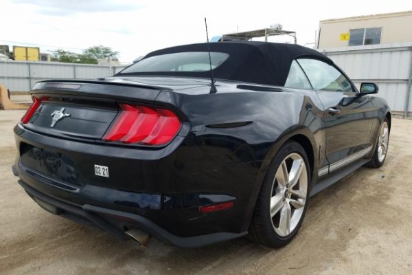 фото Ford Mustang