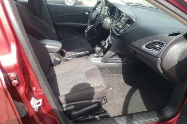 фото Dodge Dart SE