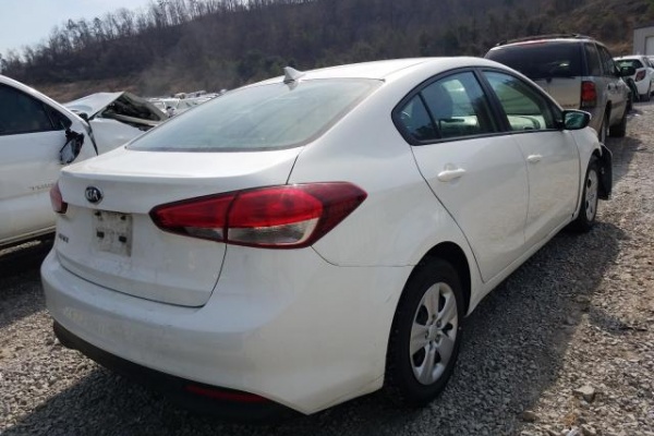 фото Kia FORTE LX