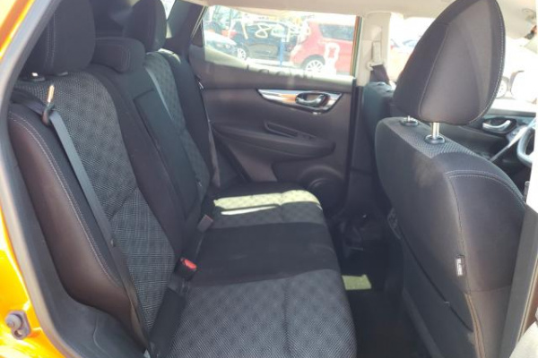 фото NISSAN ROGUE SPORT