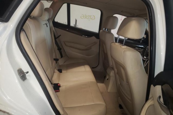 фото BMW X1 SDRIVE28I