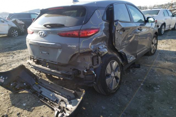 фото HYUNDAI KONA LIMITED