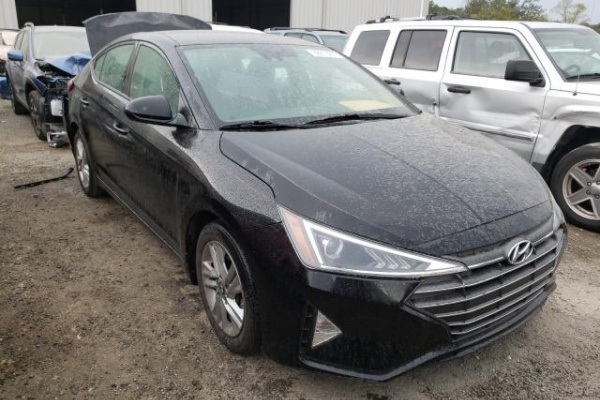 фото Hyundai Elantra SEL