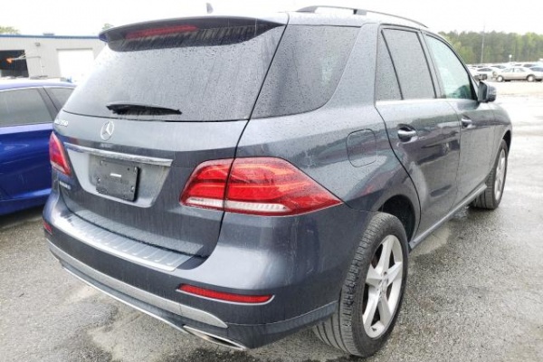 фото Mercedes-Benz GLE 350