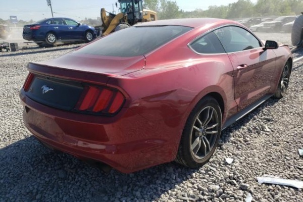 фото Ford Mustang