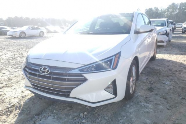 фото Hyundai Elantra SEL