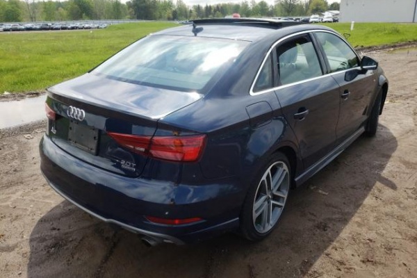 фото Audi A3 Premium