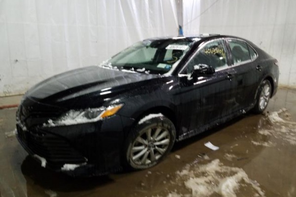 фото Toyota Camry HYBRID