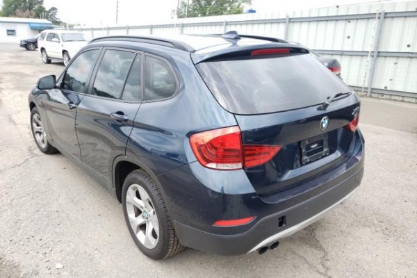 фото BMW X1 SDRIVE28I