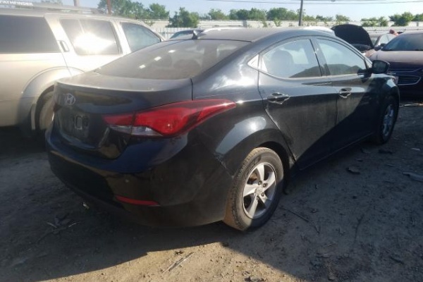 фото Hyundai Elantra SE