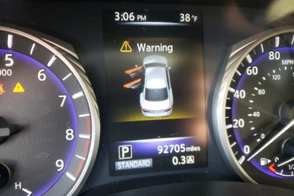 фото Infiniti Q50 BASE