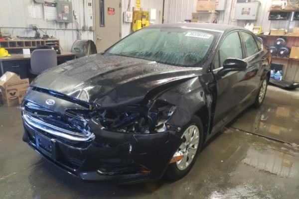 фото Ford Fusion S