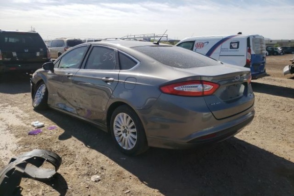 фото Ford Fusion SE HYBRID