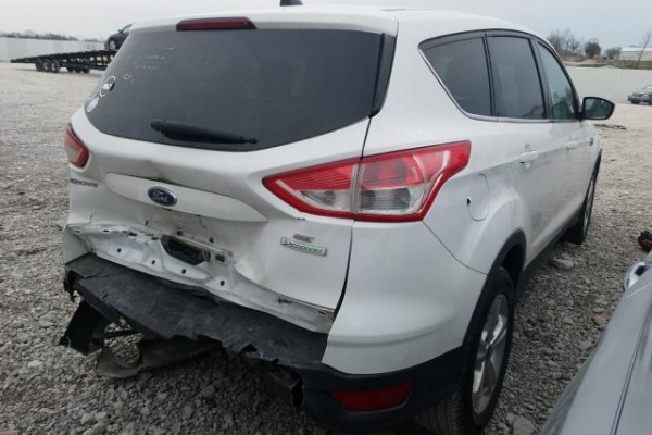 фото Ford Escape SE