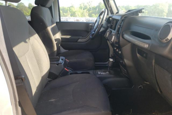 фото JEEP WRANGLER UNLIMITED SPORT