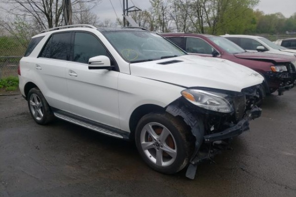 фото Mercedes-Benz GLE 350 4MATIC
