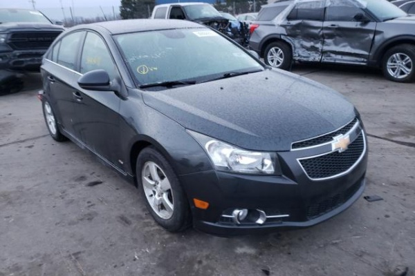 фото Chevrolet Cruze LT