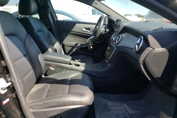 фото Mercedes-benz GLA 250 AMG