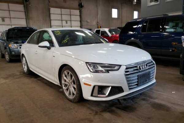 фото Audi A4 Premium Plus