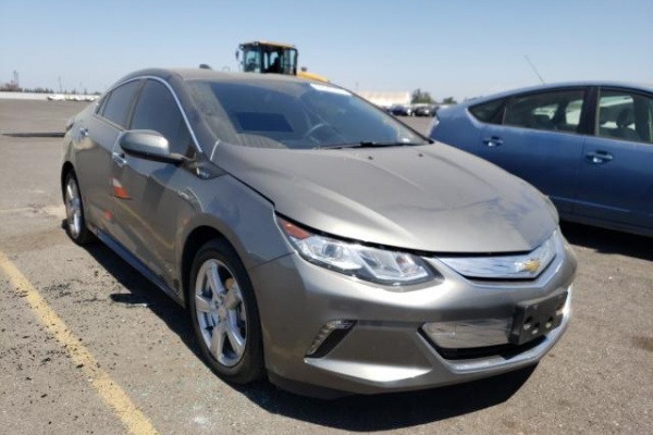 фото Chevrolet Volt LT