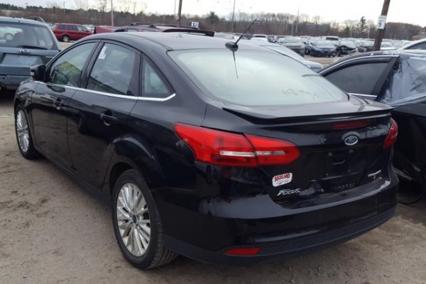 фото Ford Focus TITANIUM