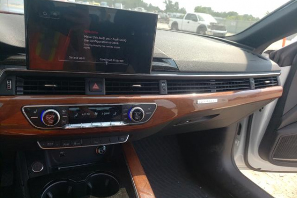 фото AUDI A5 PREMIUM PLUS