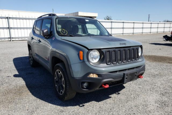 фото JEEP RENEGADE TRAILHAWK
