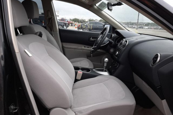 фото NISSAN ROGUE S