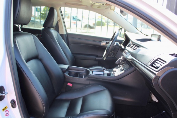 фото Lexus CT 200