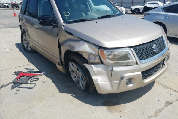 фото SUZUKI GRAND VITARA JLX