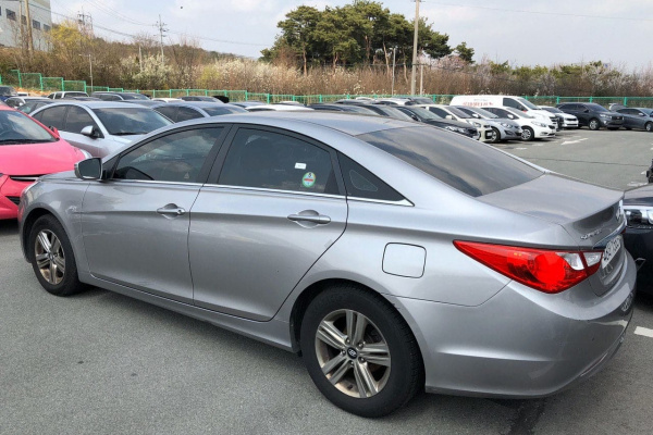 фото HYUNDAI SONATA