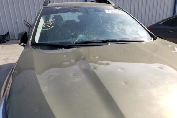 фото Subaru OUTBACK LIMITED
