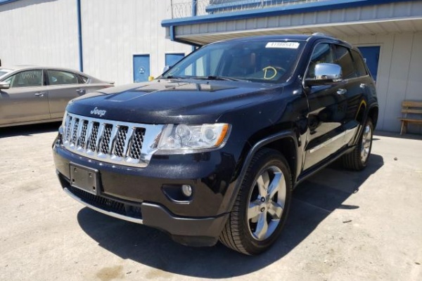 фото JEEP GRAND CHEROKEE OVERLAND