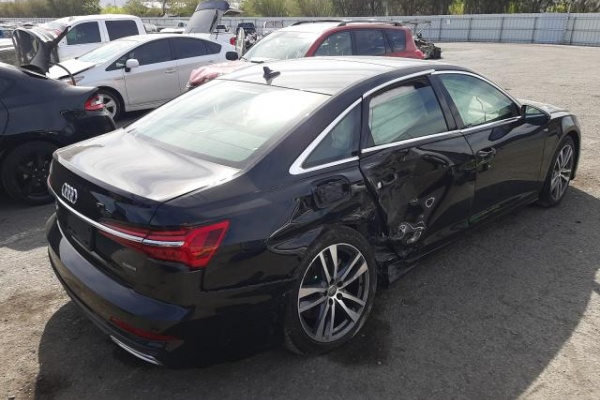 фото Audi A6 Premium
