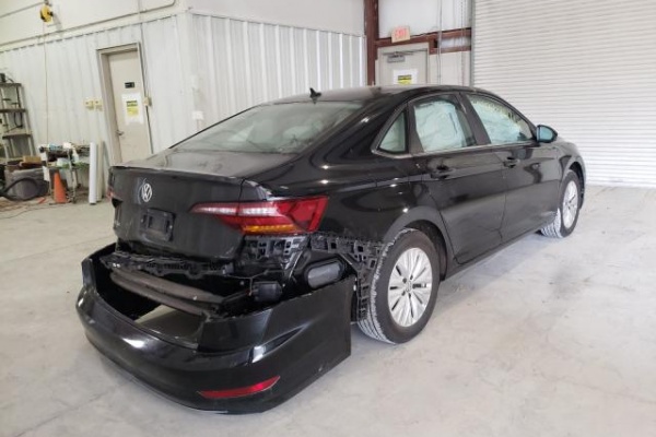 фото Volkswagen Jetta S