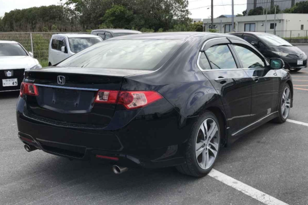 фото HONDA ACCORD