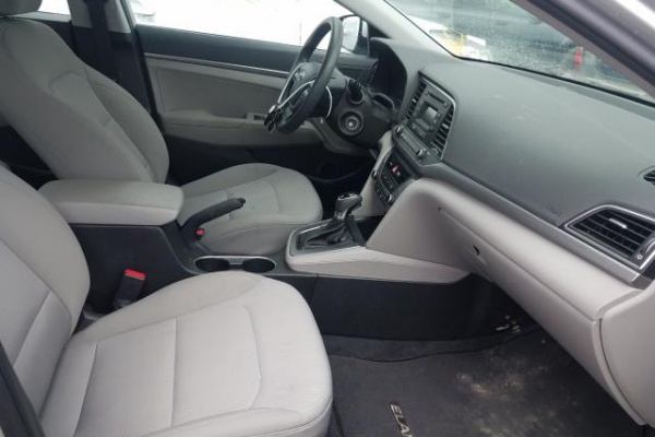 фото Hyundai Elantra SEL