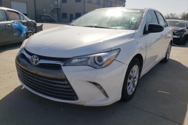 фото Toyota Camry HYBRID