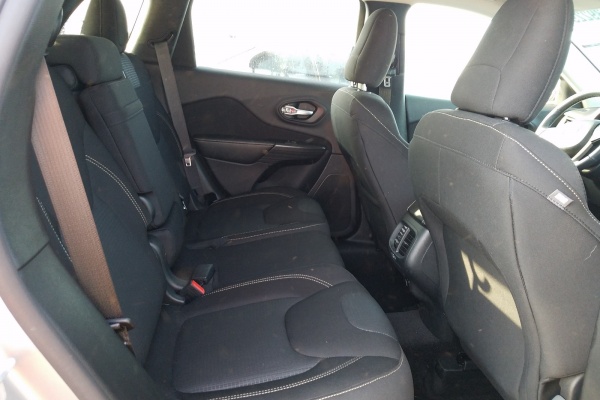 фото Jeep Cherokee LATITUDE