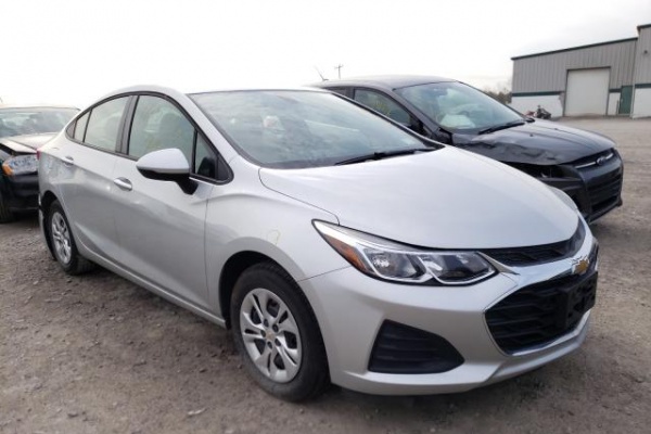 фото Chevrolet Cruze LS