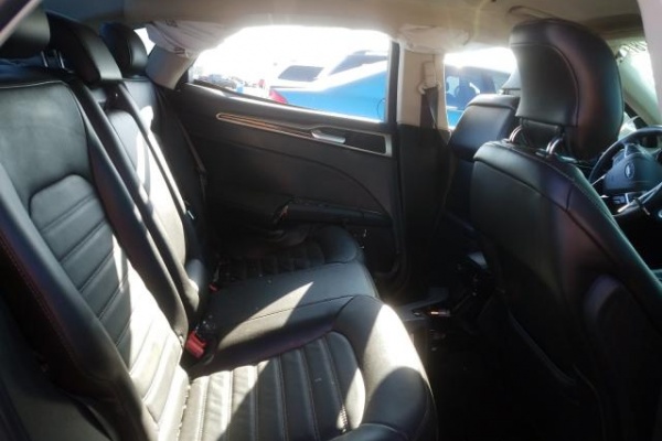 фото Ford Fusion SE HYBRID