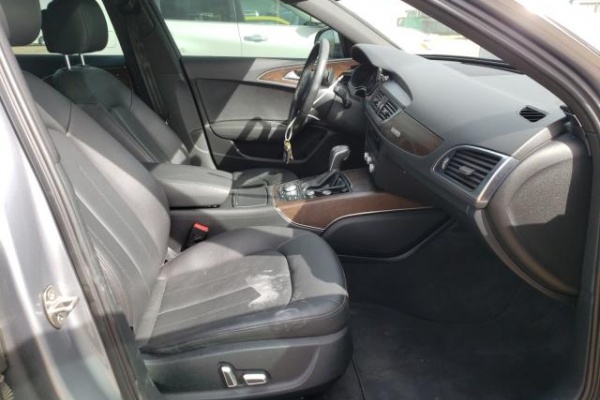 фото Audi A6 Premium