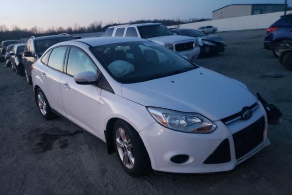 фото Ford Focus SE
